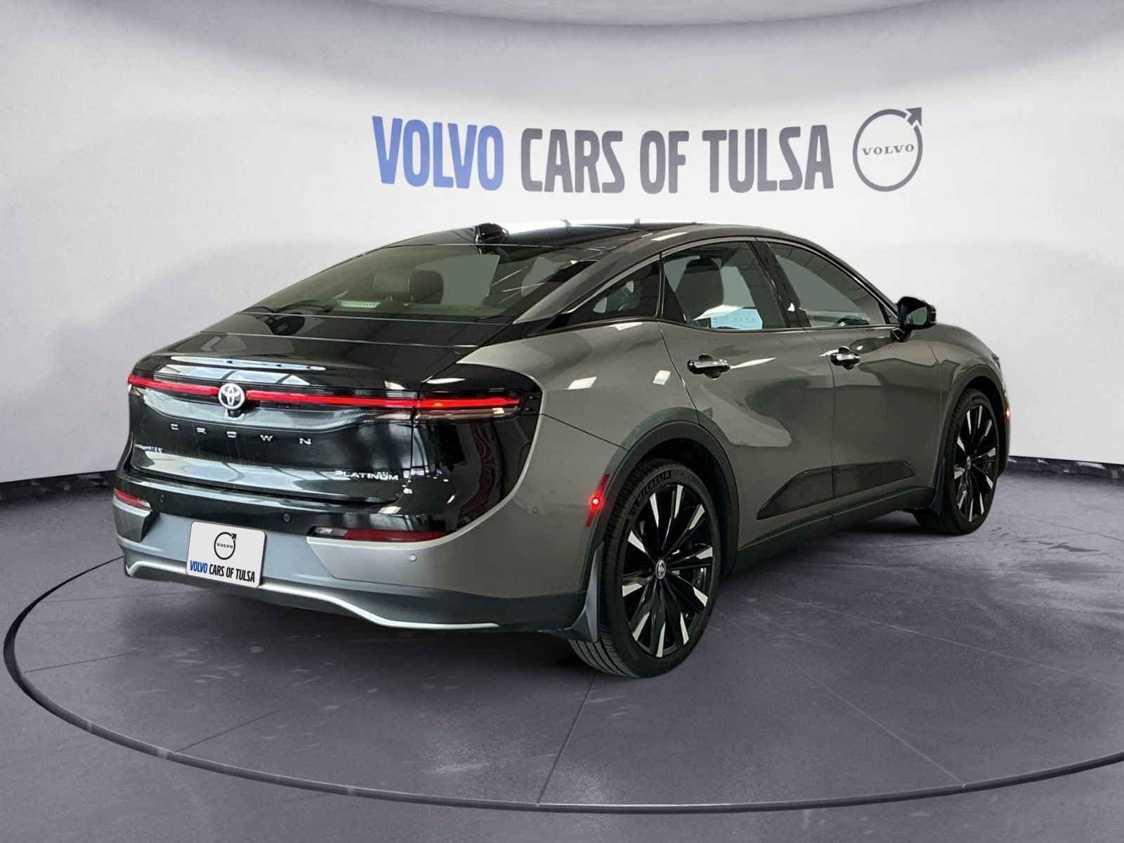 2023 Toyota Crown Platinum