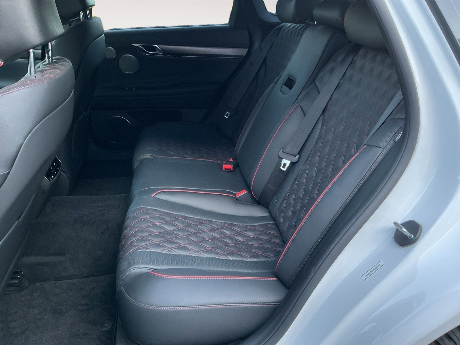 2024 Genesis G80 2.5T