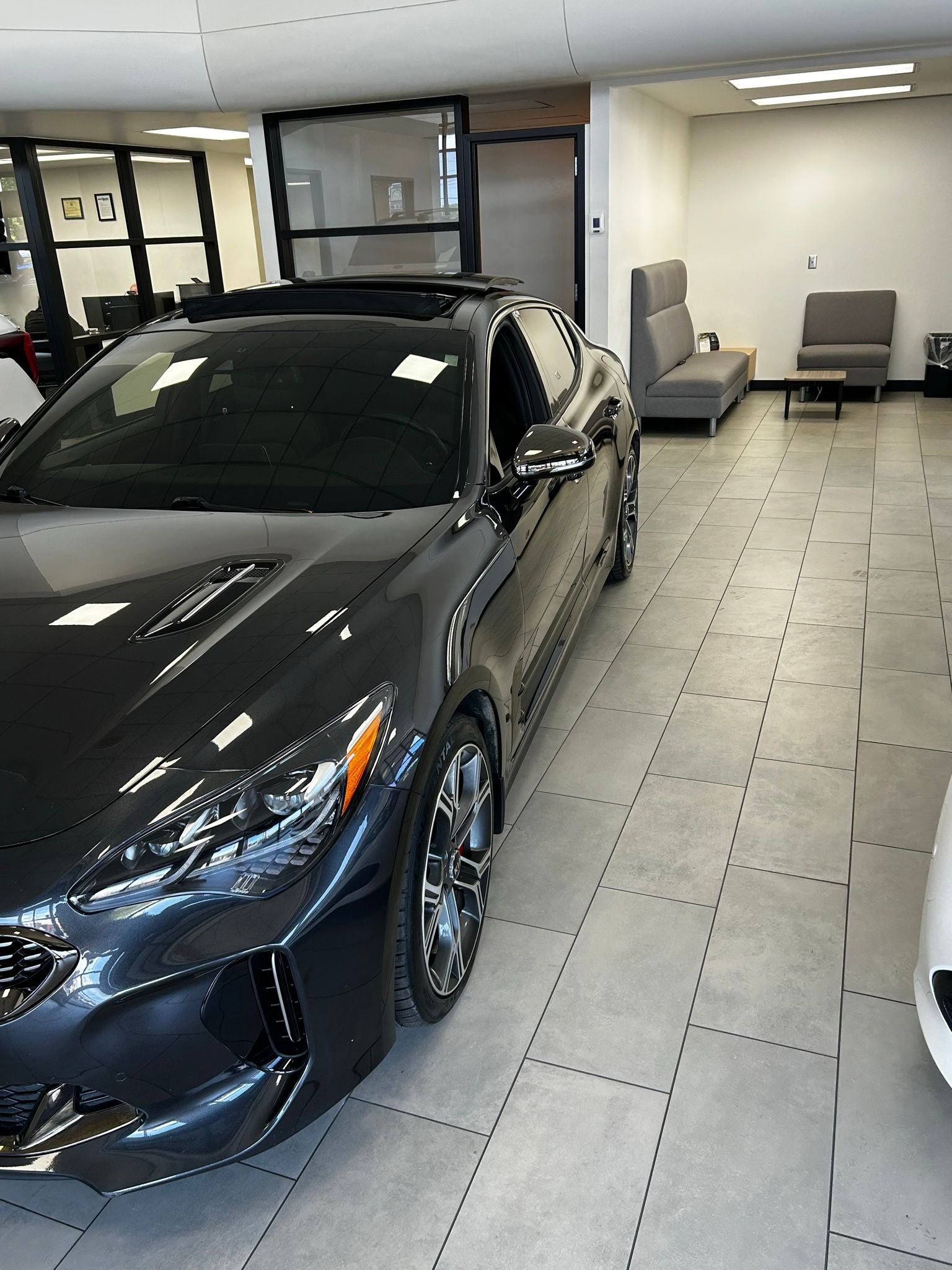 2021 Kia Stinger GT1 AWD's photo