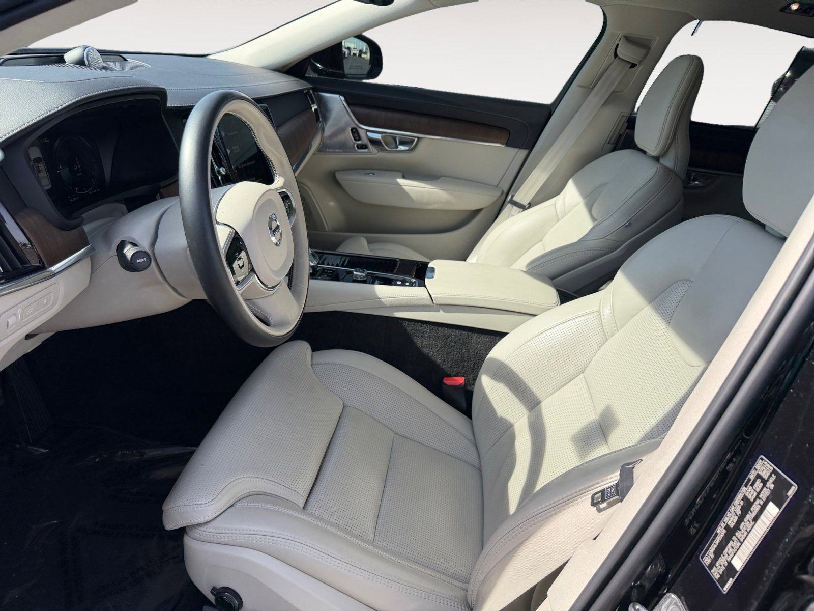 2021 Volvo S90 Recharge Plug-In Hybrid T8 Inscription