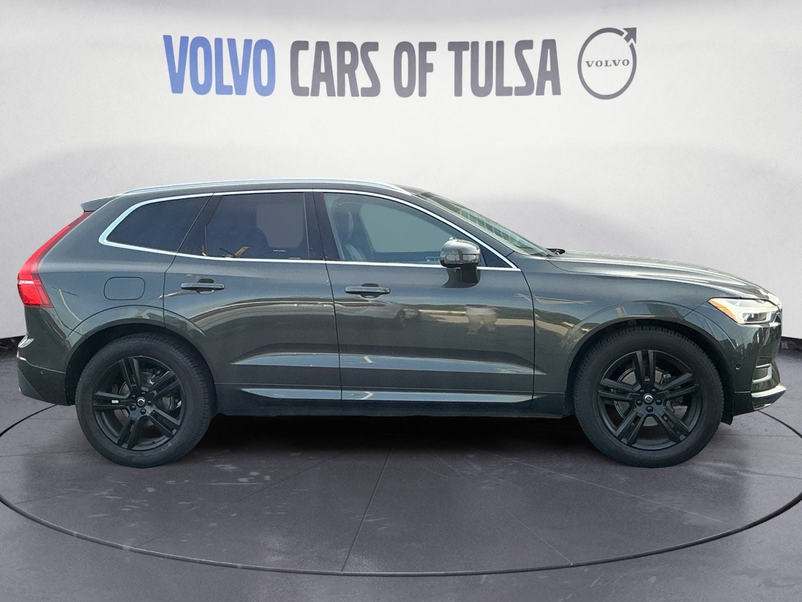 2019 Volvo XC60 T5 Momentum