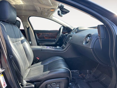 2013 Jaguar XJ Base