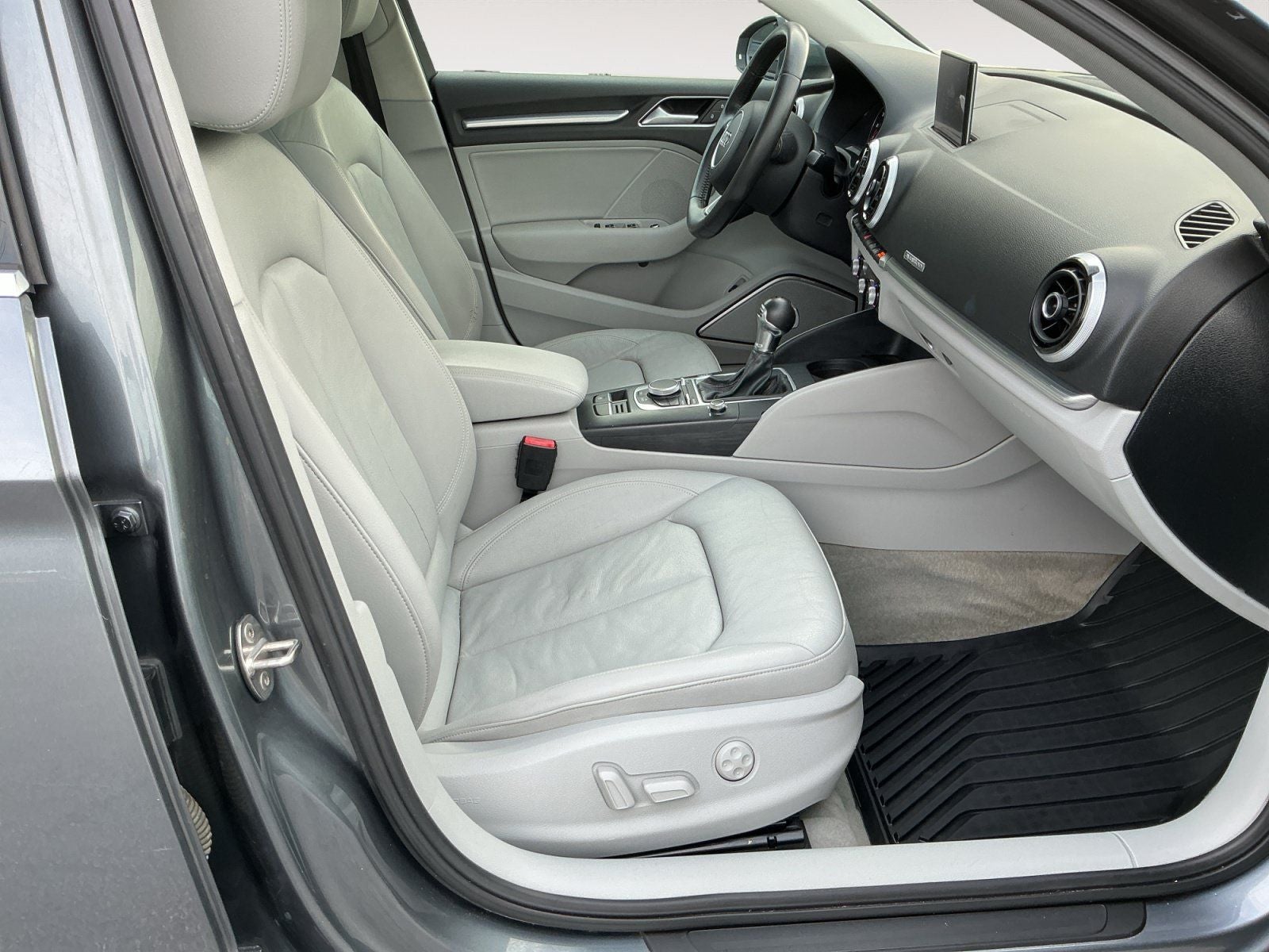 2016 Audi A3 2.0T Premium Plus quattro