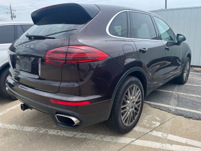 2017 Porsche Cayenne Base