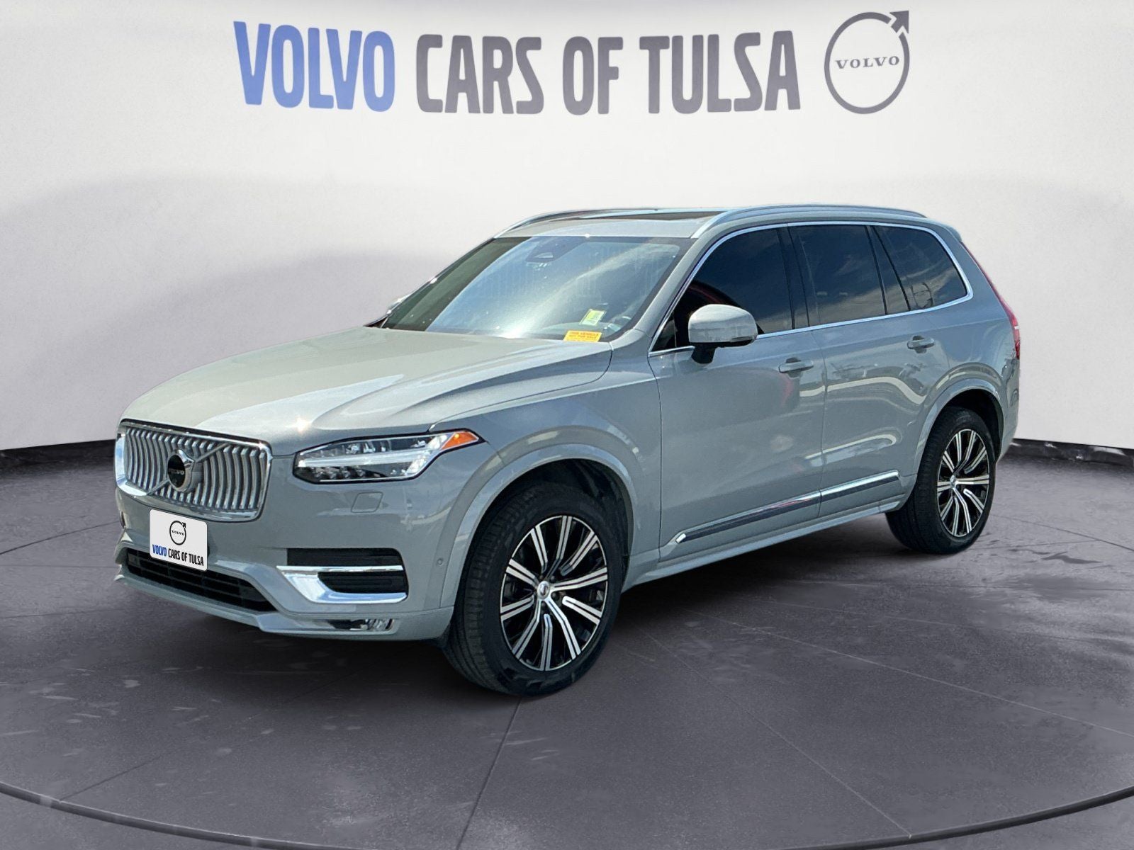 2025 Volvo XC90 B6 Plus 7-Seater