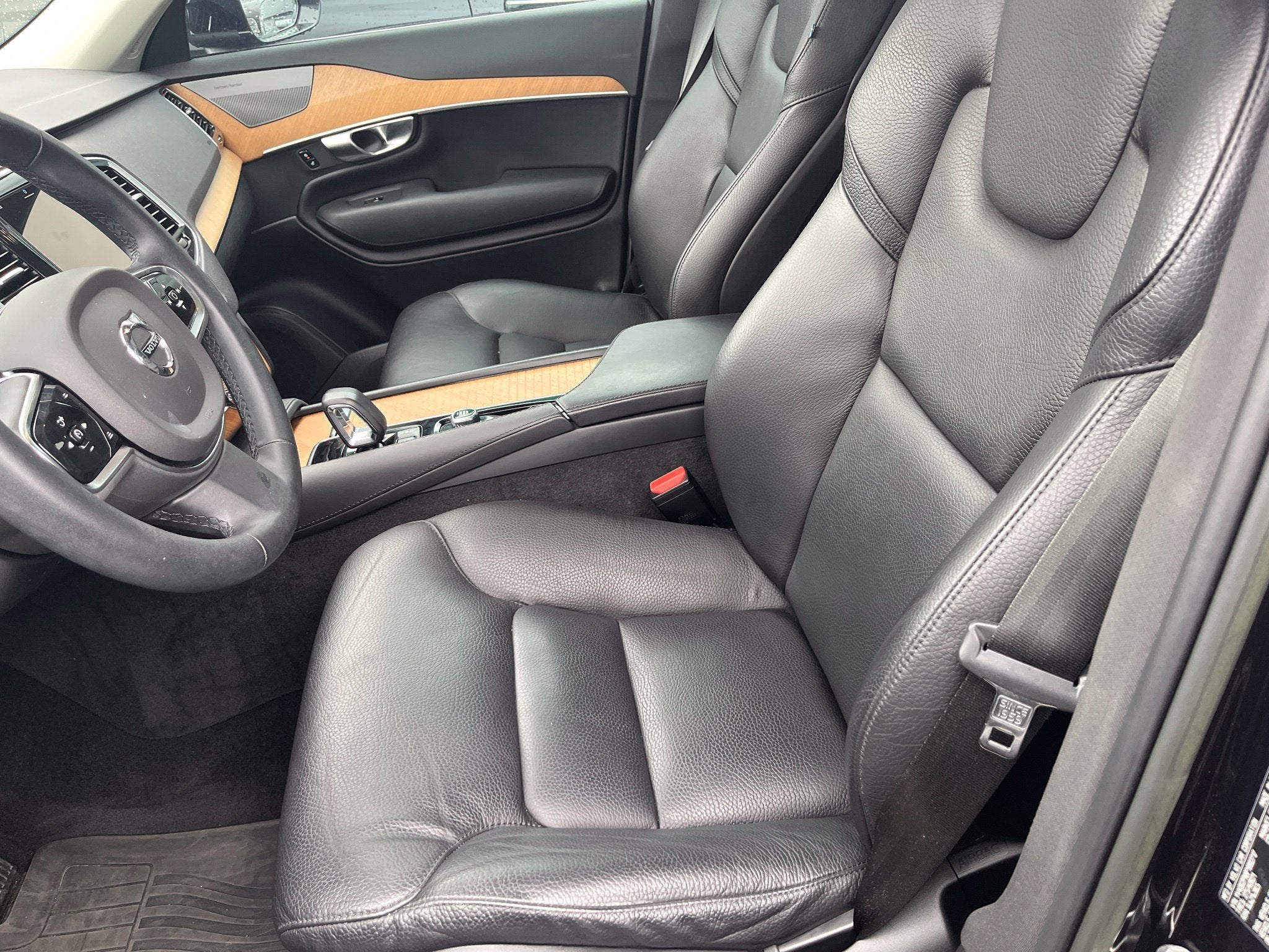 2023 Volvo XC90 B6 Plus 7-Seater