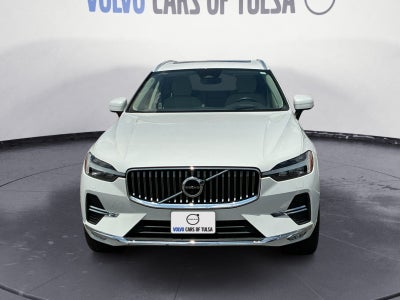 2023 Volvo XC60 B6 Ultimate Bright Theme