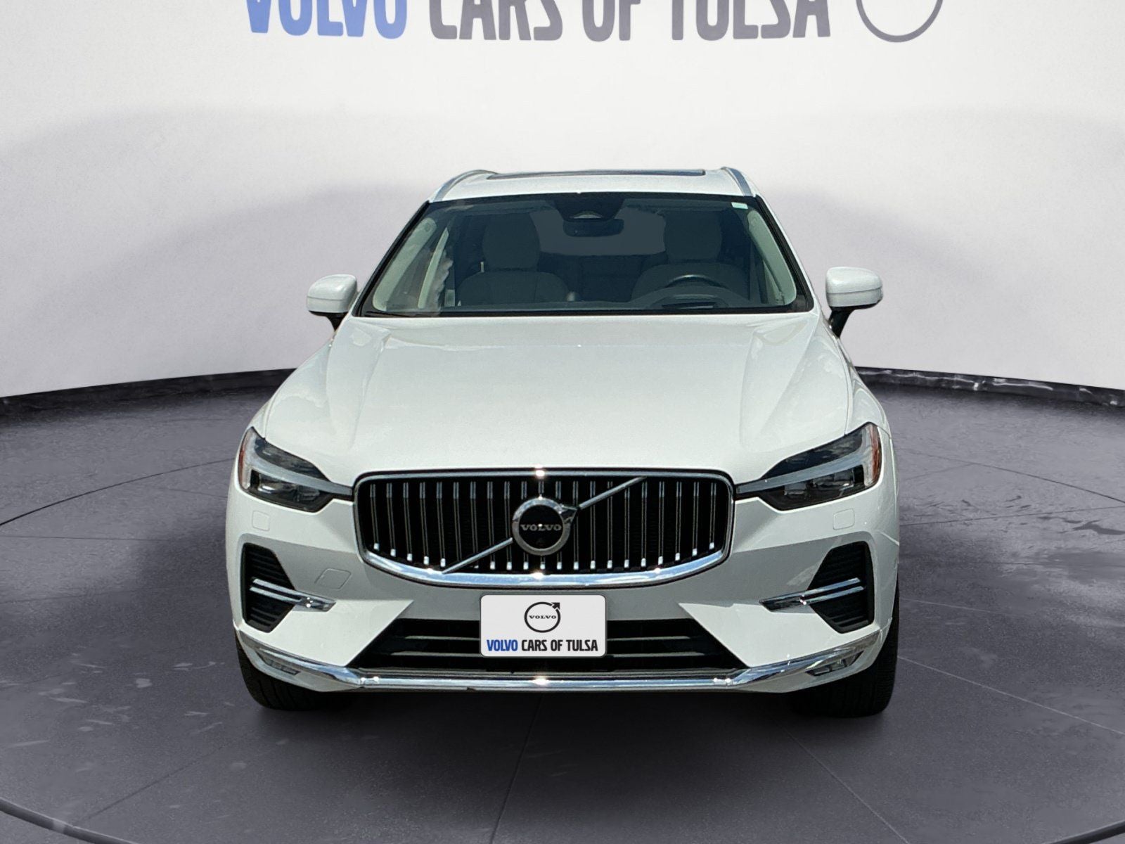 2023 Volvo XC60 B6 Ultimate Bright Theme