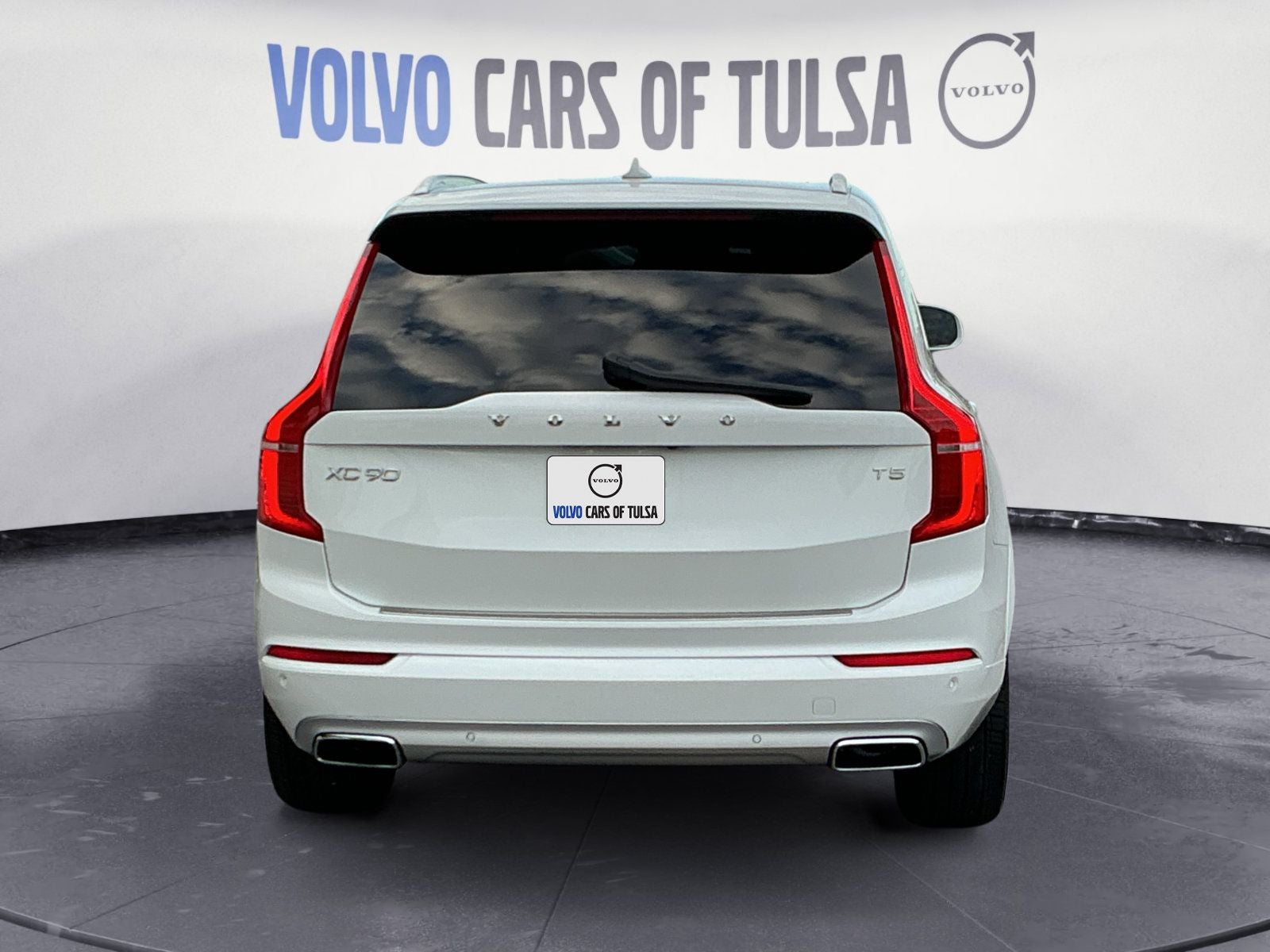 2020 Volvo XC90 T5 Momentum