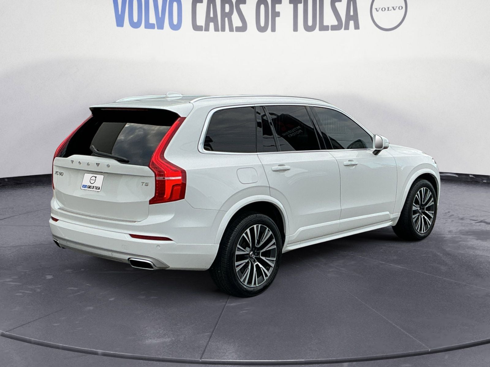 2020 Volvo XC90 T5 Momentum