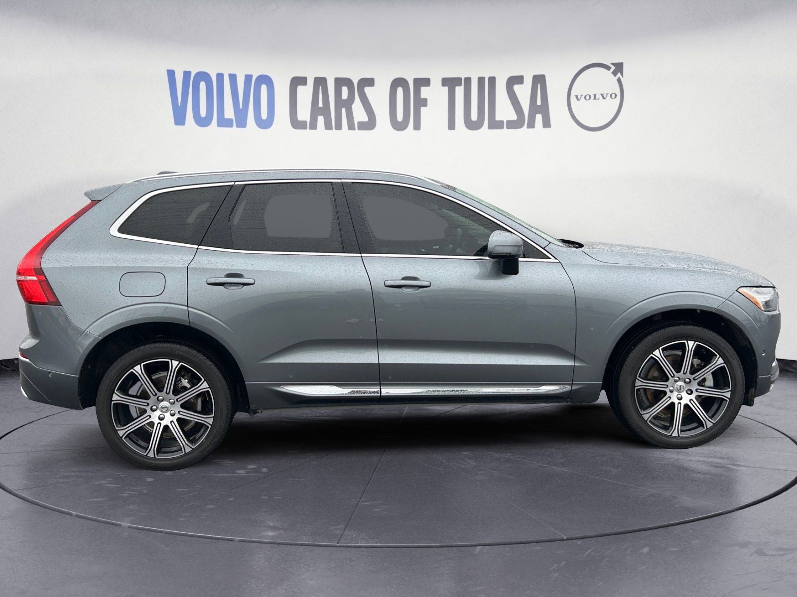 2021 Volvo XC60 T5 Inscription