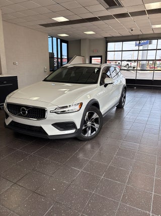 2020 Volvo V60 Cross Country T5
