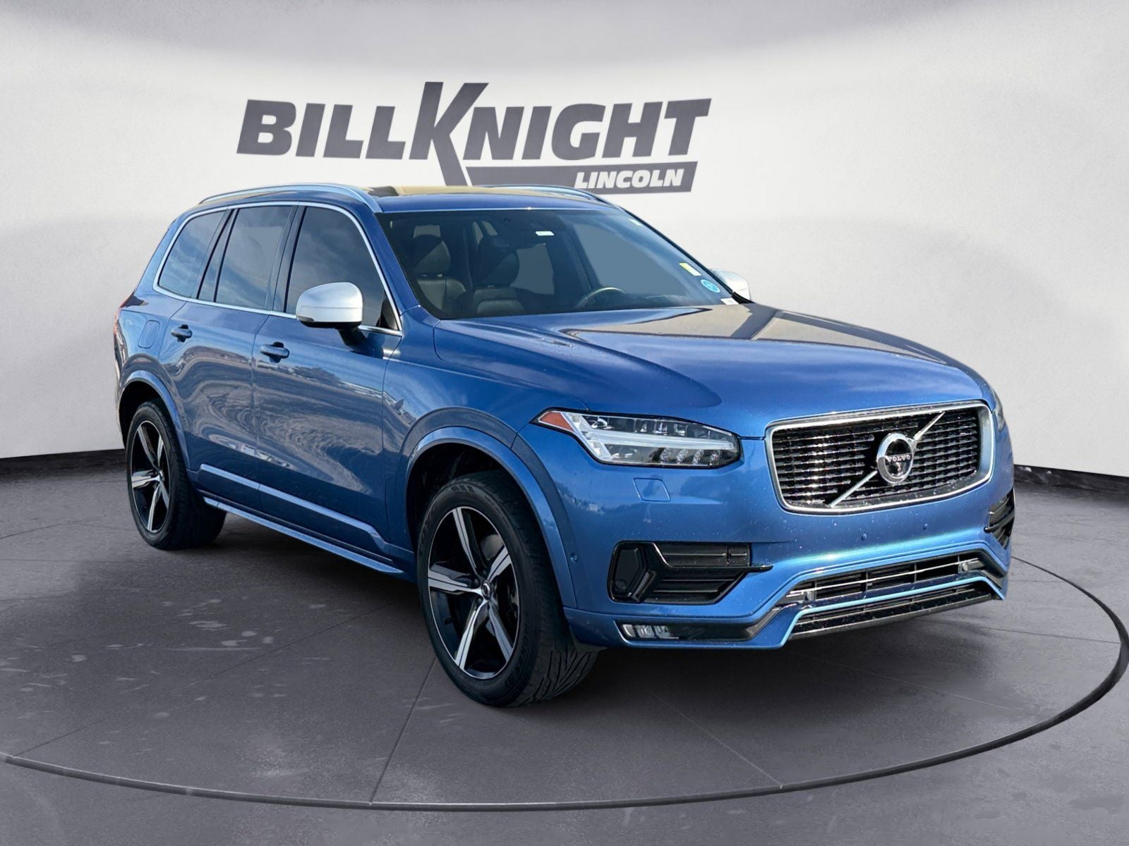 2019 Volvo XC90 T6 R-Design
