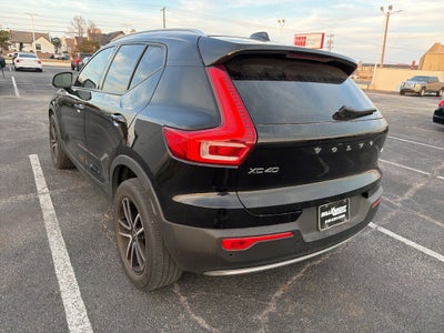 2020 Volvo XC40 Momentum