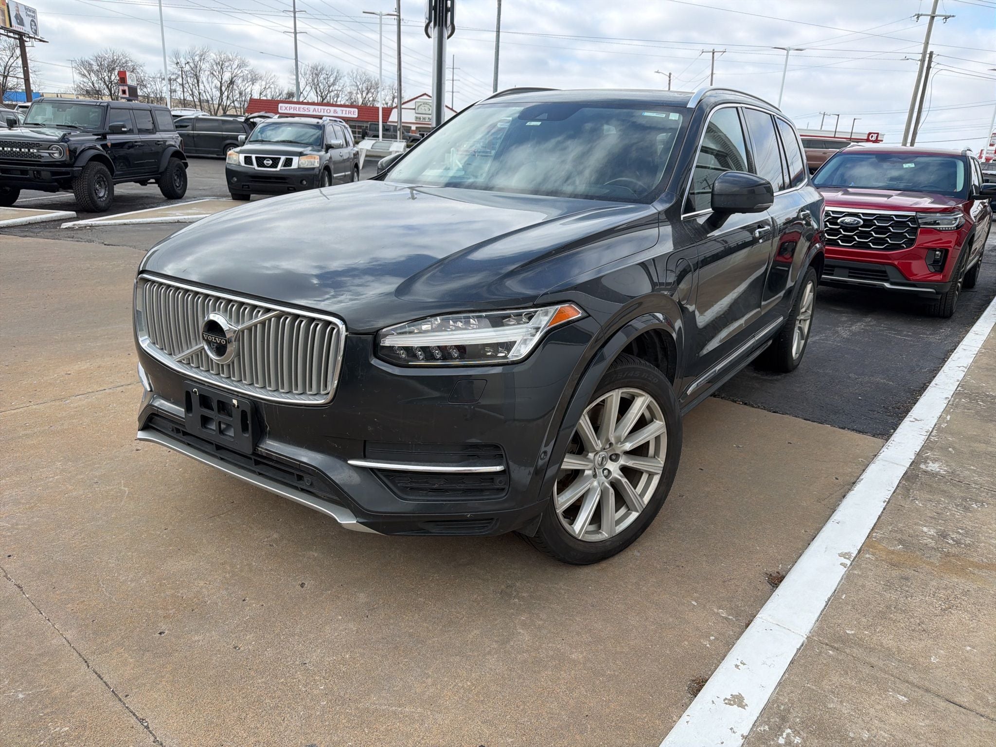 2017 Volvo XC90 Hybrid T8 Inscription
