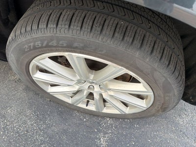 2017 Volvo XC90 Hybrid T8 Inscription