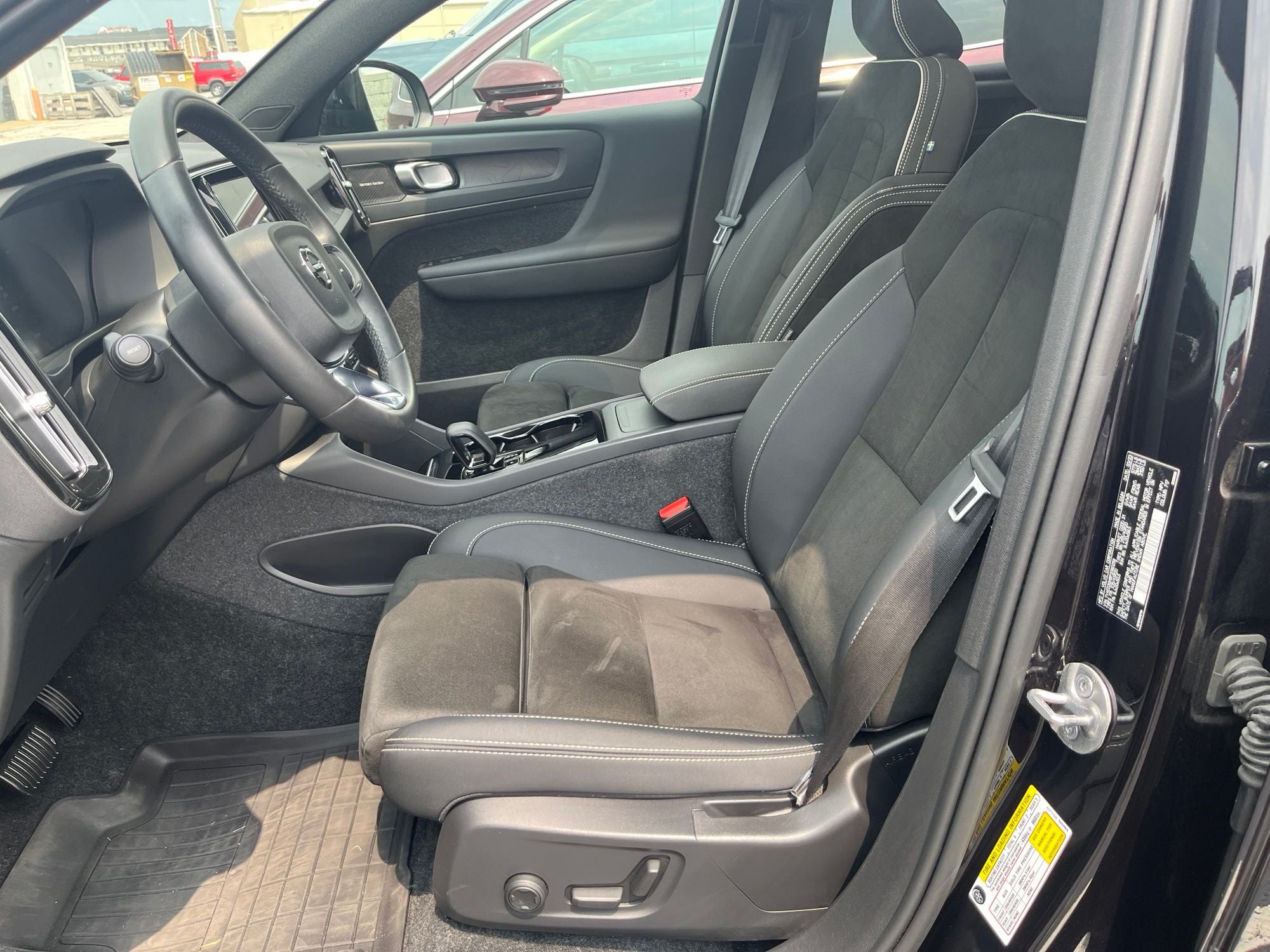 2023 Volvo C40 Recharge Pure Electric Ultimate