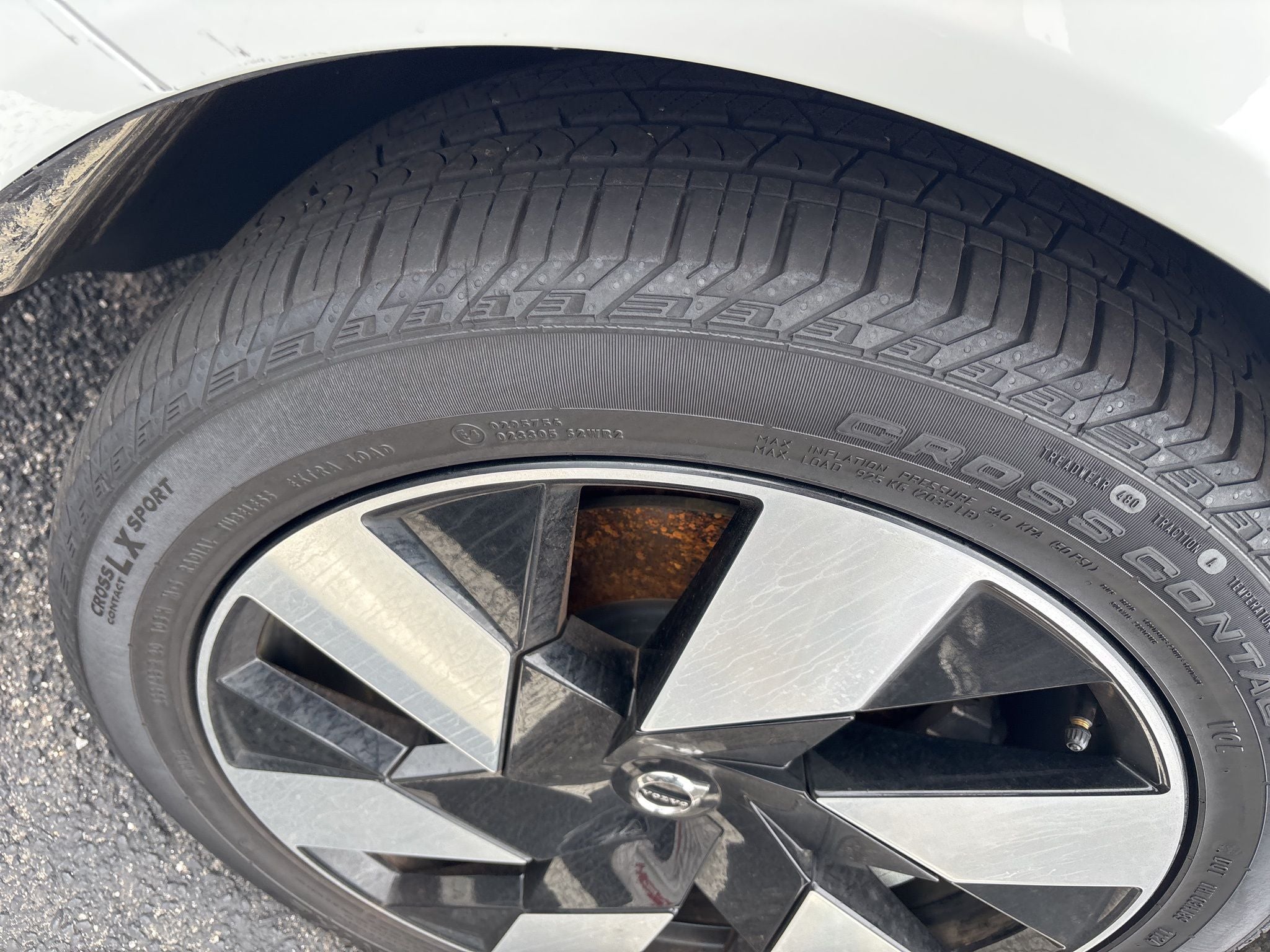 2025 Volvo XC60 Plug-In Hybrid T8 Ultra