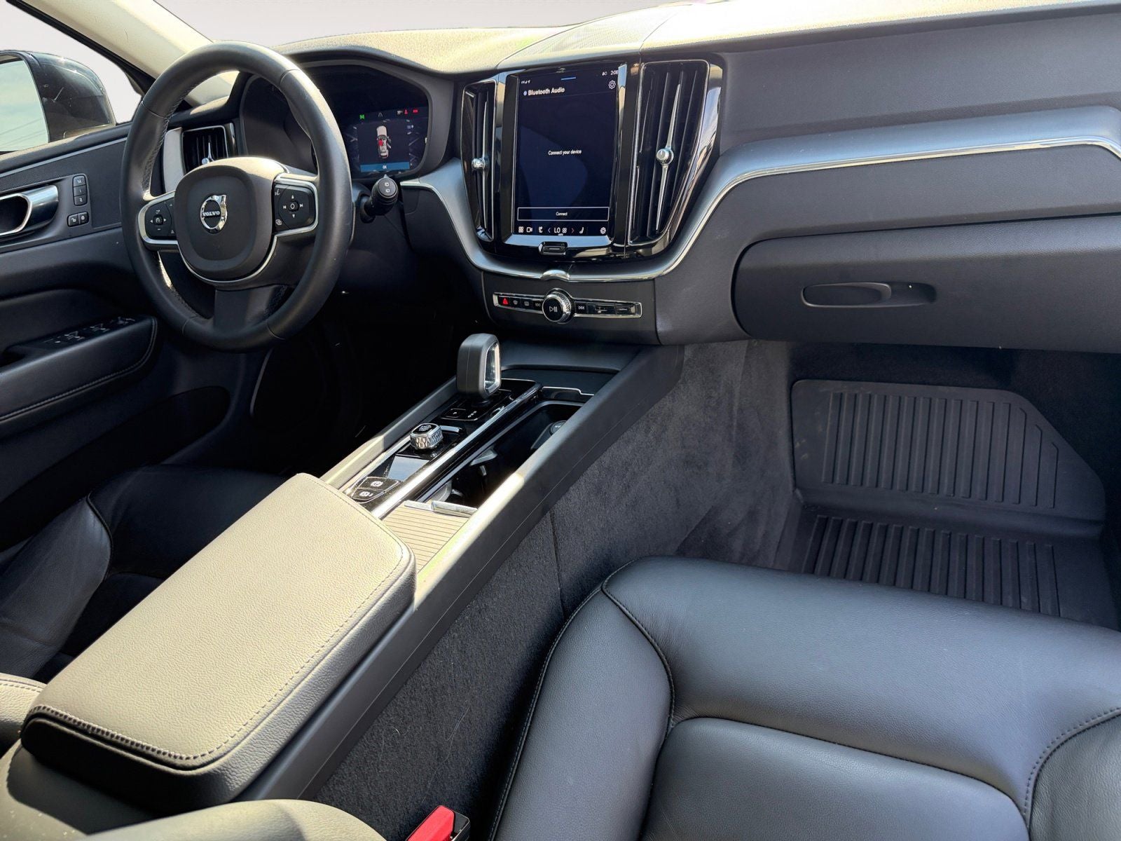 2023 Volvo XC60 B5 Core