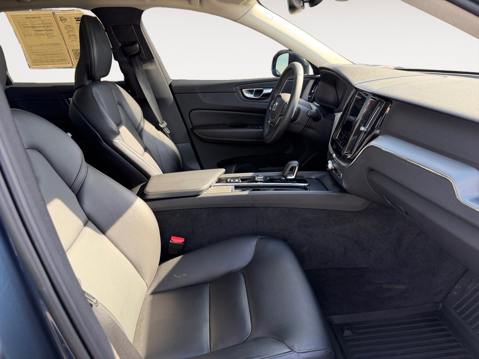 2023 Volvo XC60 B5 Core