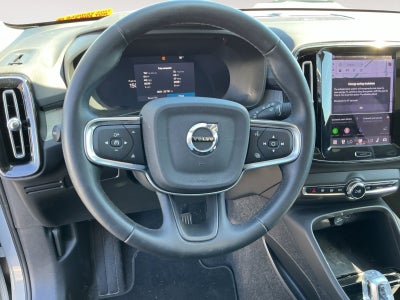 2025 Volvo XC40 B5 Plus Dark Theme