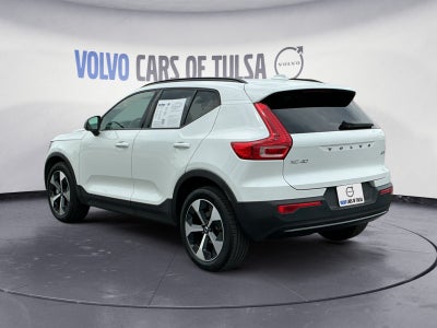 2026 Volvo XC40 B5 Plus