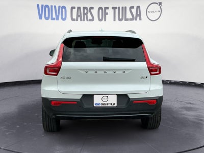 2026 Volvo XC40 B5 Plus