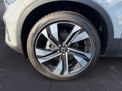 2024 Volvo XC40 Ultimate