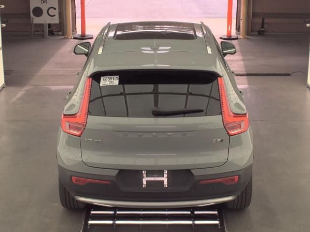 2025 Volvo XC40 B5 Core
