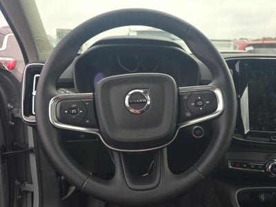2025 Volvo XC40 B5 Core
