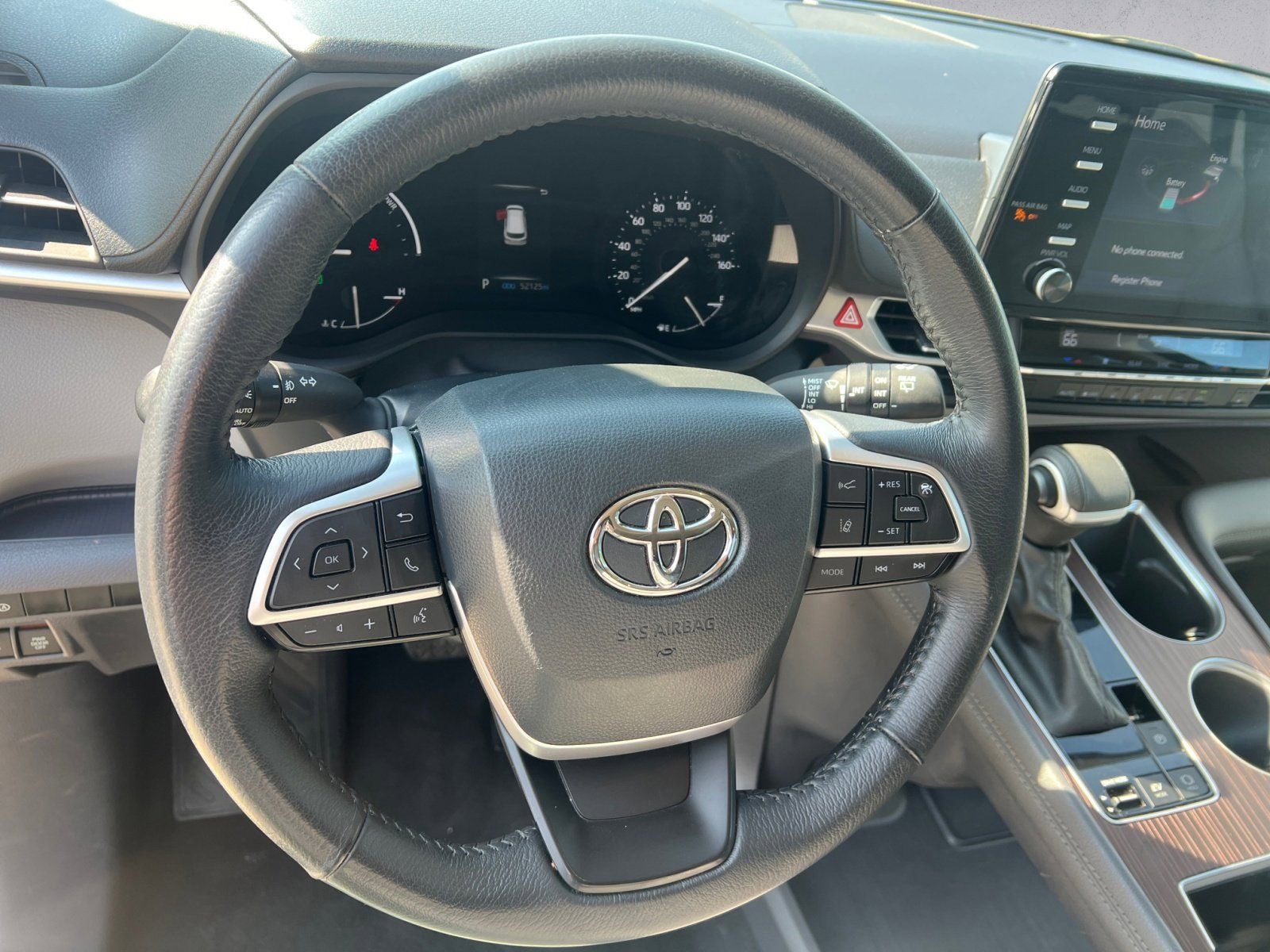 2024 Toyota Sienna XLE 8 Passenger