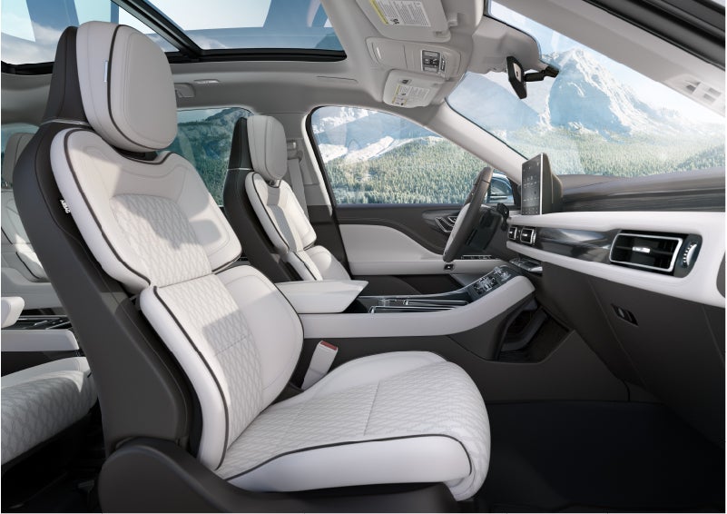 The interior of a Lincoln Aviator® Black Label model is shown in the Chalet theme | Bill Knight Lincoln in Tulsa OK