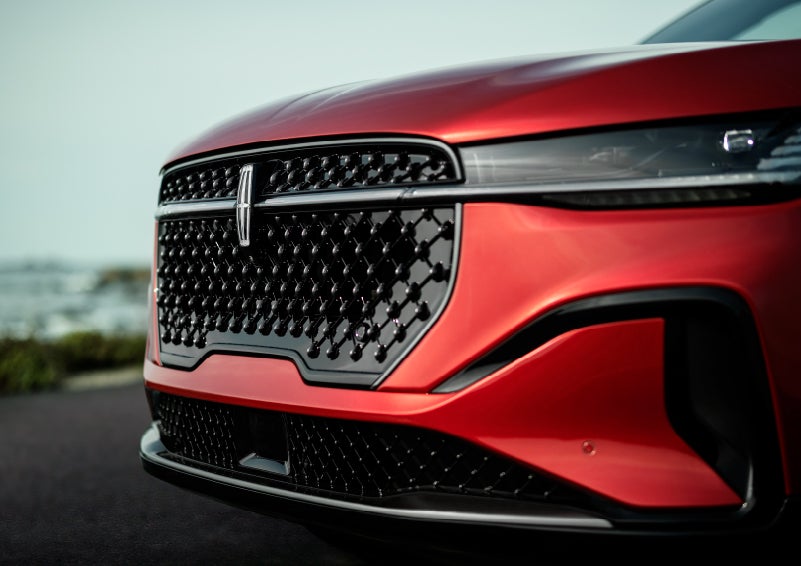 The sleek grille of a 2024 Lincoln Nautilus® SUV with the available Jet Appearance Package makes a bold statement. | Bill Knight Lincoln in Tulsa OK