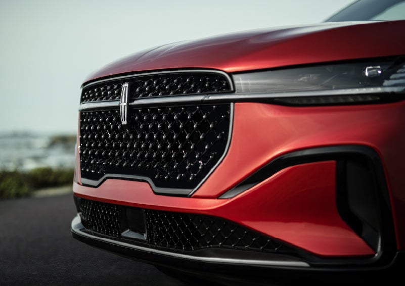 The sleek grille of a 2026 Lincoln Nautilus® SUV with the available Jet Appearance Package makes a bold statement. | Bill Knight Lincoln in Tulsa OK